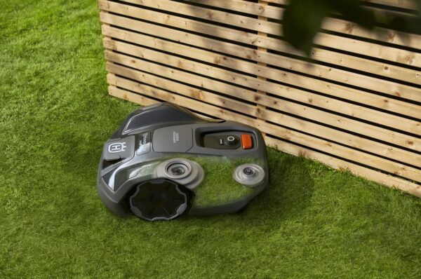 Husqvarna Automower® 305E Nera – Bild 5